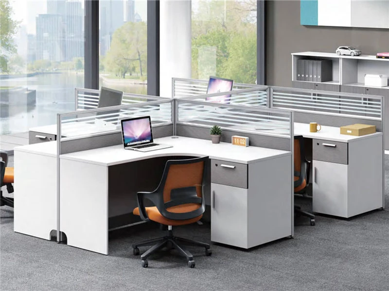Cub&iacute;culo modular em forma de L com pedestal de armazenamento integrado e suporte de armazenamento. Parti&ccedil;&otilde;es
