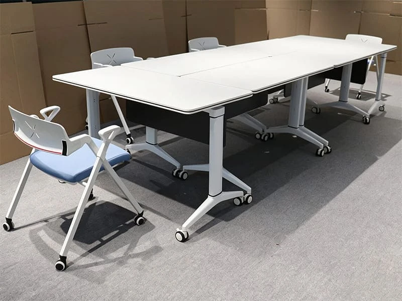 Mesa de treinamento flip-top premium com rodas para espa&ccedil;os de reuni&atilde;o