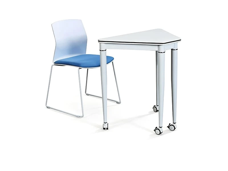 Mesa de treinamento modular triangular para espa&ccedil;os de reuni&atilde;o