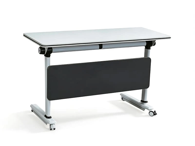 Mesa de treinamento flip-top acess&iacute;vel com rod&iacute;zios trav&aacute;veis