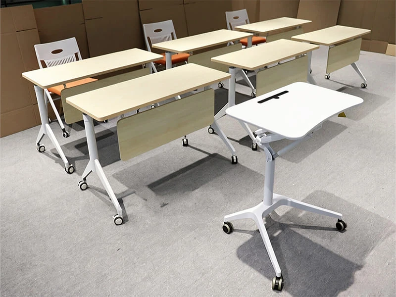 Mesa Flip Top Mesas empilh&aacute;veis dobr&aacute;veis com sistema de dobradi&ccedil;a triangular