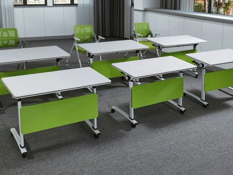 Mesa dobr&aacute;vel moderna para treinamento com rod&iacute;zios com trava