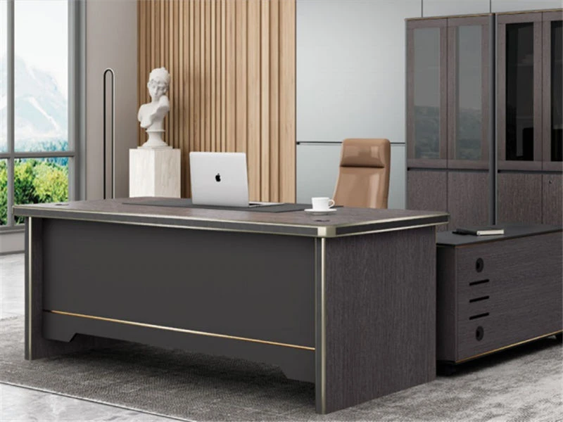 Mesa de escrit&oacute;rio executiva de madeira com arquivo lateral m&oacute;vel