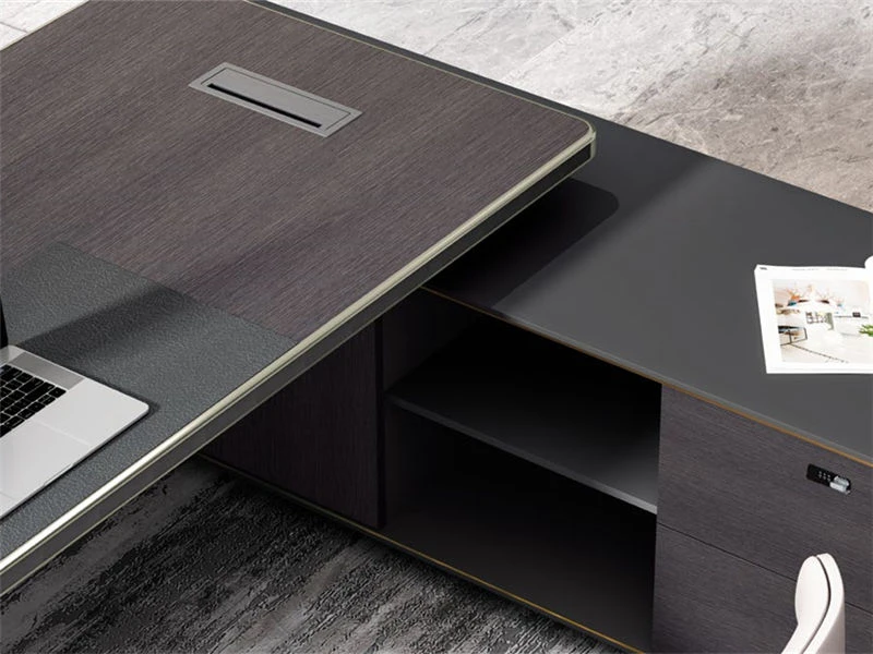 Mesa de CEO em madeira de nogueira escura | Mesa executiva grande em formato de L