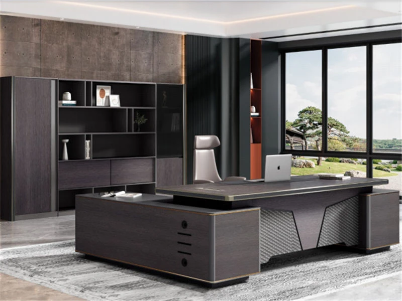 Mesa de CEO em madeira de nogueira escura | Mesa executiva grande em formato de L
