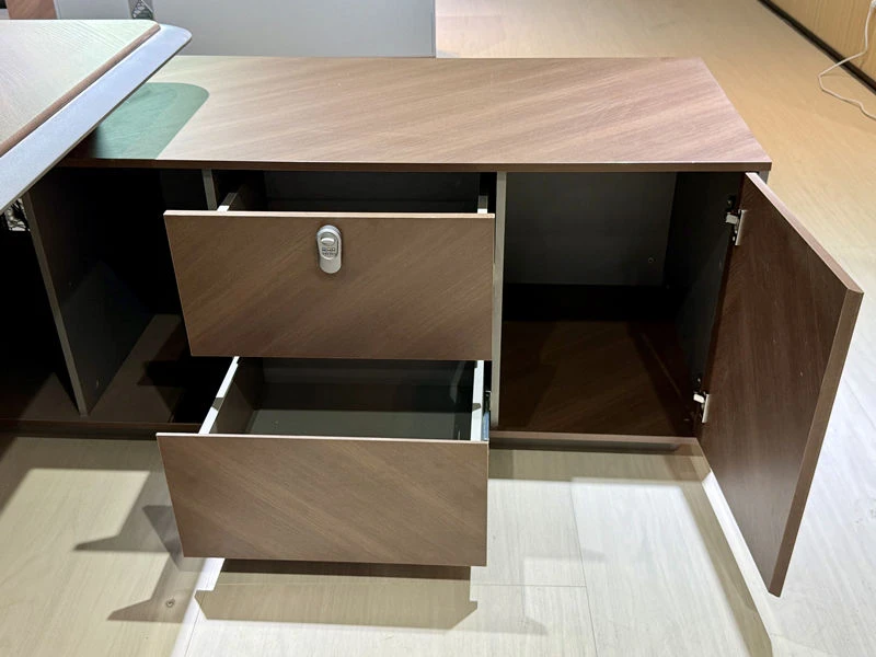 Mesas de gerente pequenas e modernas em formato de L para home office