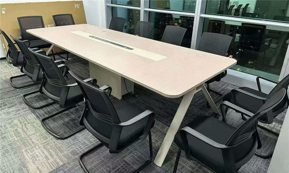 Solução de móveis para um edifício de escritórios corporativos na Tailândia 
