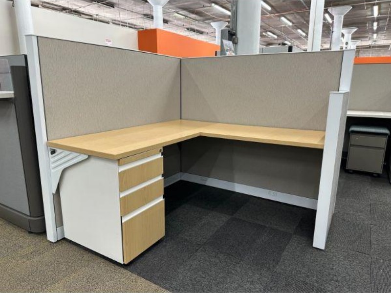 Quais são as principais marcas de cubículos de escritório em interiores modulares? 