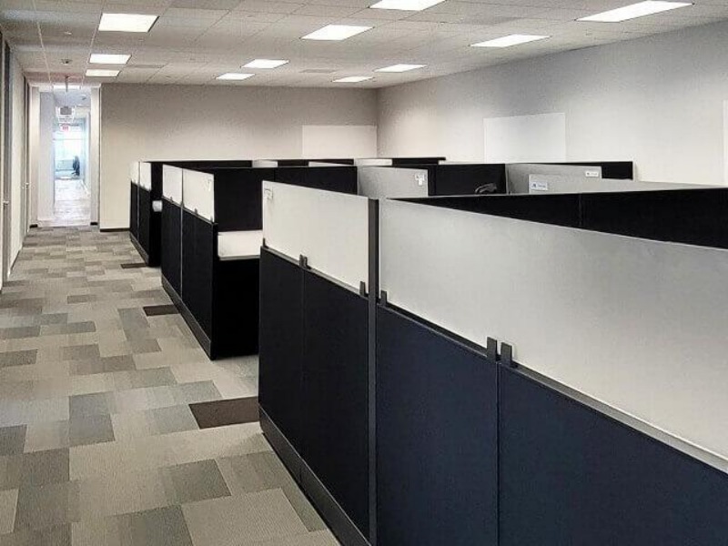Quais são as principais marcas de cubículos de escritório em interiores modulares? 